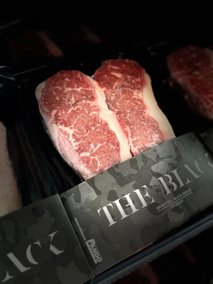 Carnimex Grain aged Striploin 2stk/pk 190-210gr ca 13 kg/ks