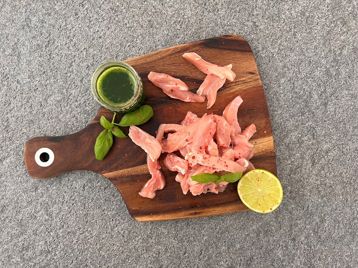 Flevogold Raw Strips of Thighmeat , skin off 2x5kg