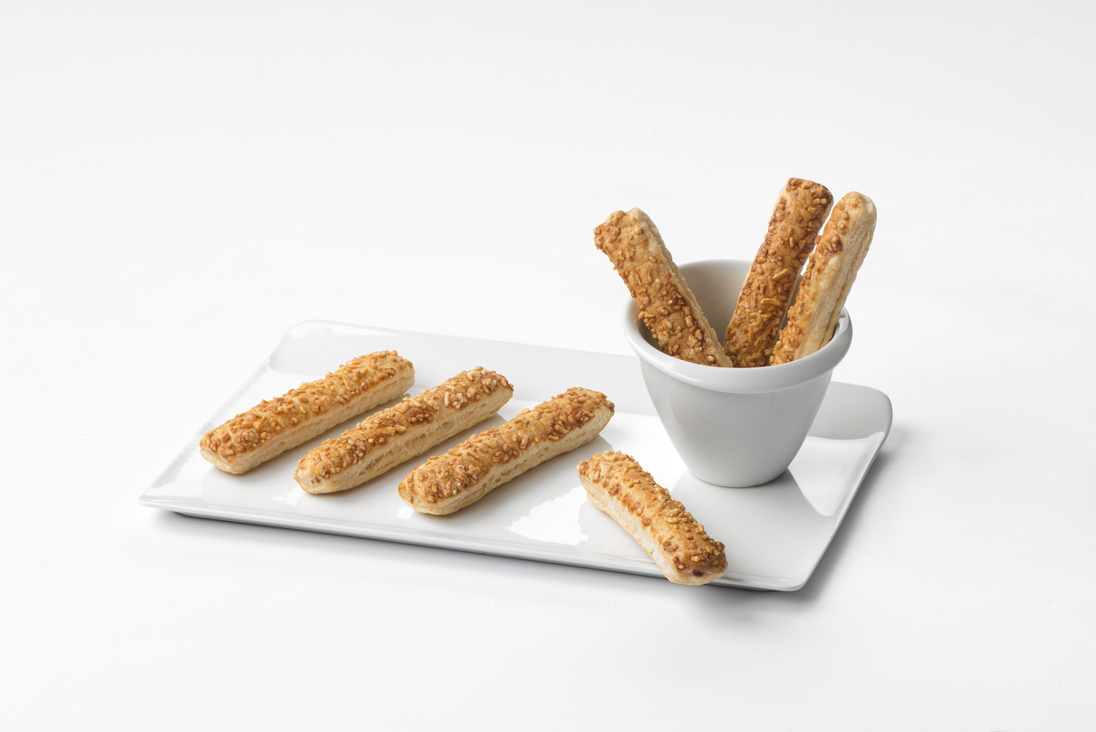 CDP Smjördeig Fyllt Með Emmental Osti 160x16g